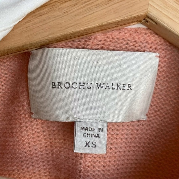 Brochu Walker Sweater Looker Layered V Neck Cashmere - Picture 2 of 14